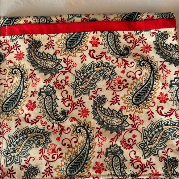 For the Person who has everything, Elegant & Practical Apron - Picture 3 of 3